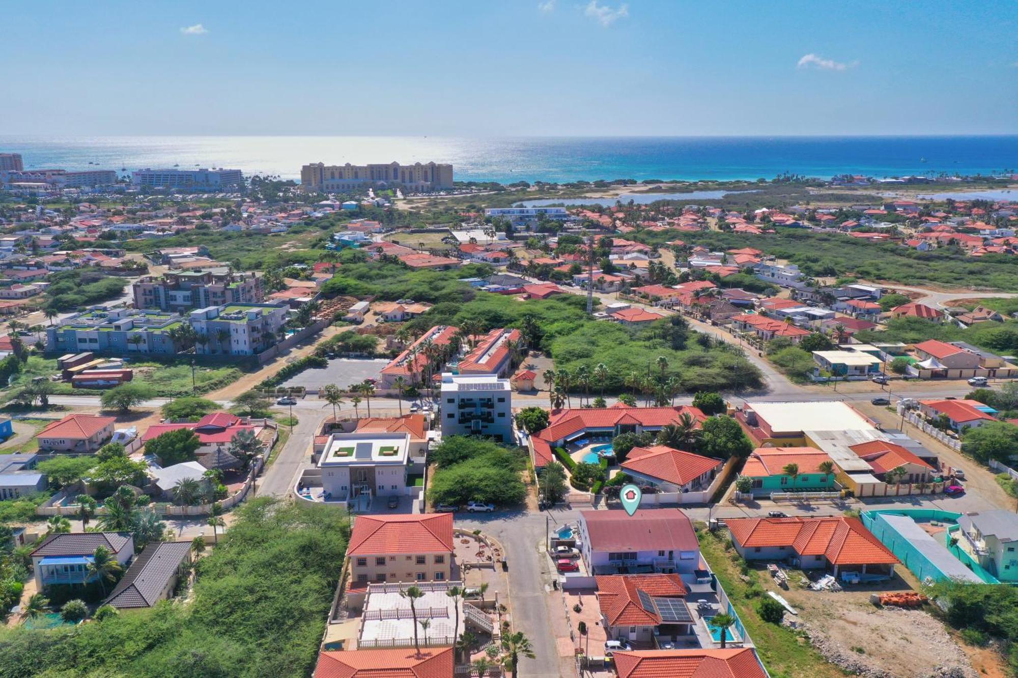 Rooi Santo Residence Palm Beach Exteriér fotografie